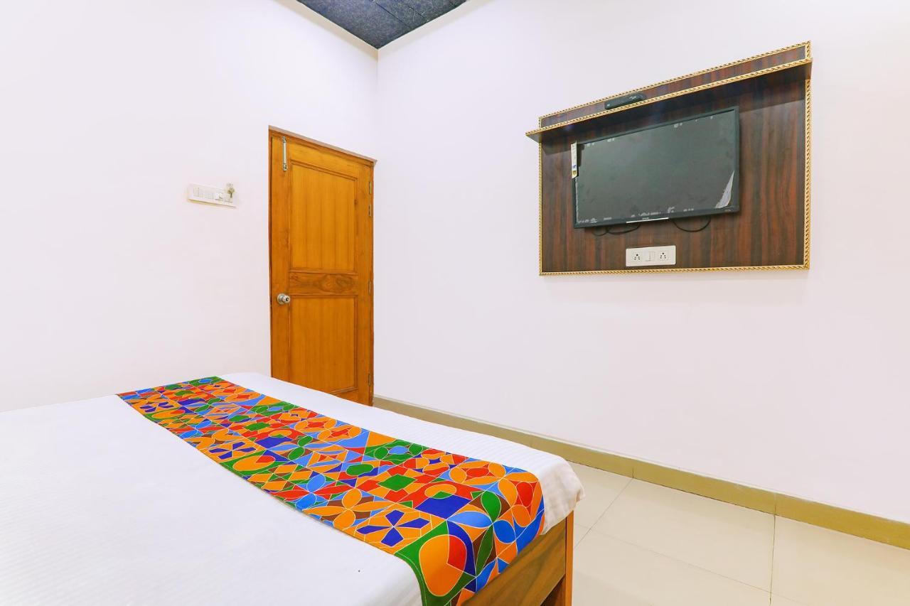 Juhi Bari Capital O 64299 Hotel Suncity מראה חיצוני תמונה